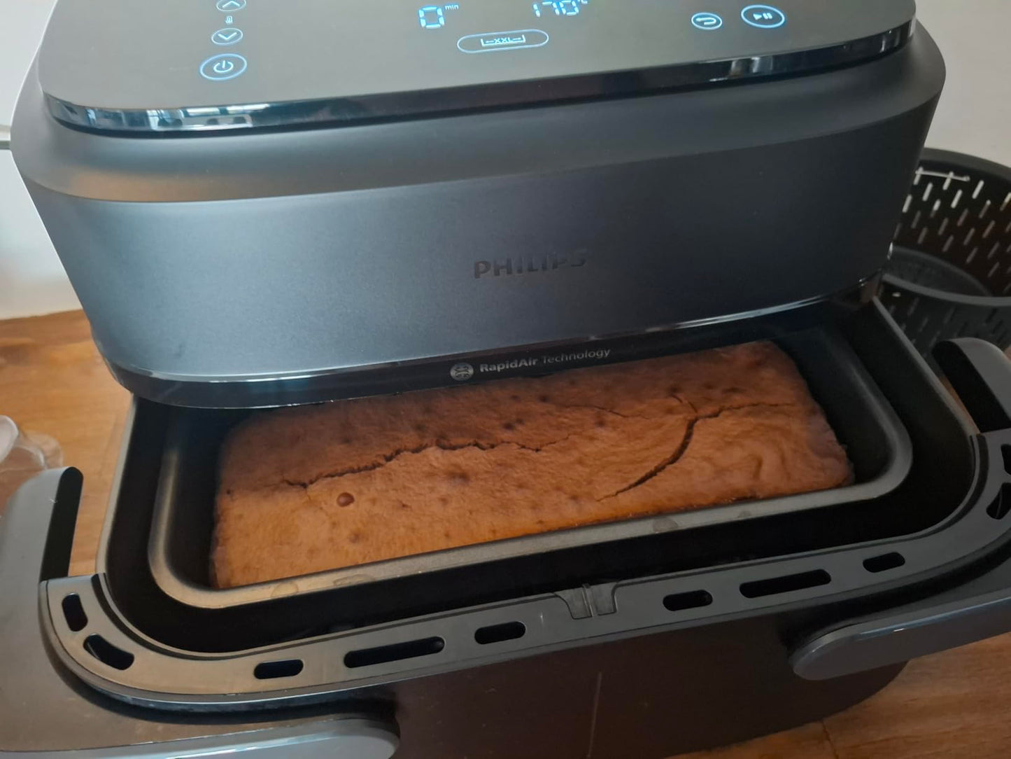 1812b2cccba9454eb64877adbb15223a